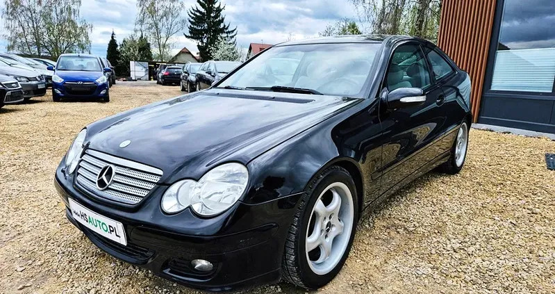 mercedes benz Mercedes-Benz Klasa C cena 14900 przebieg: 236000, rok produkcji 2004 z Nowogród